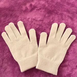 H&M mittens light pink color